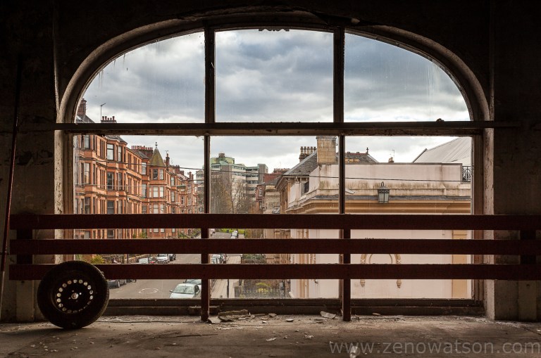 Botanic Garage By Zeno Watson-3757