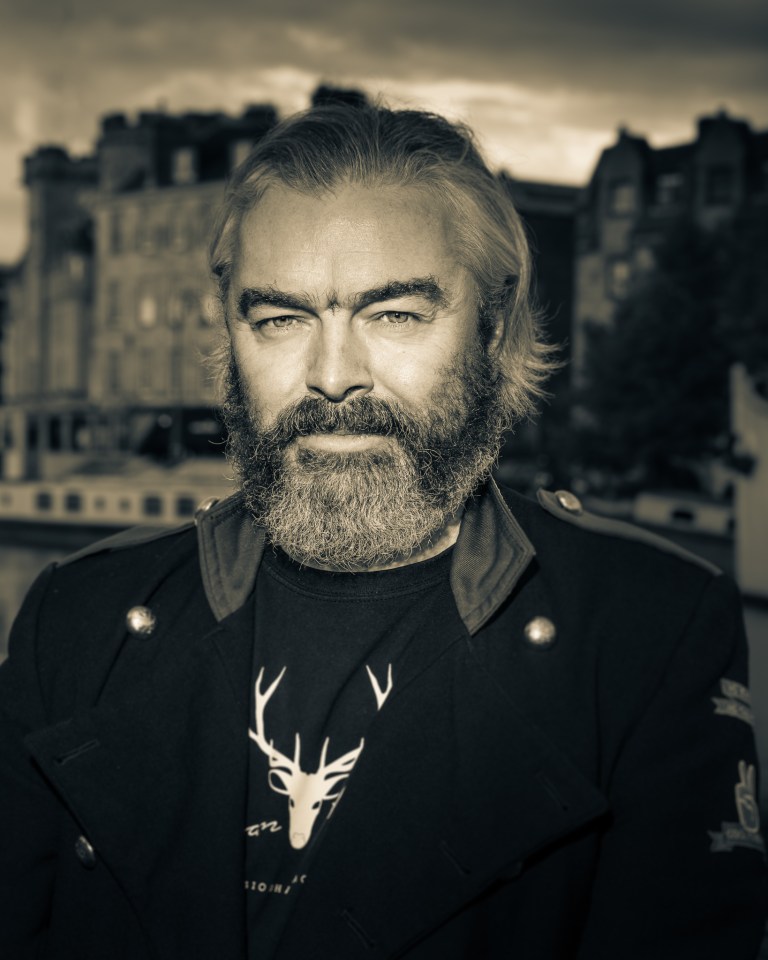 Gordon Millar By Zeno Watson-7620